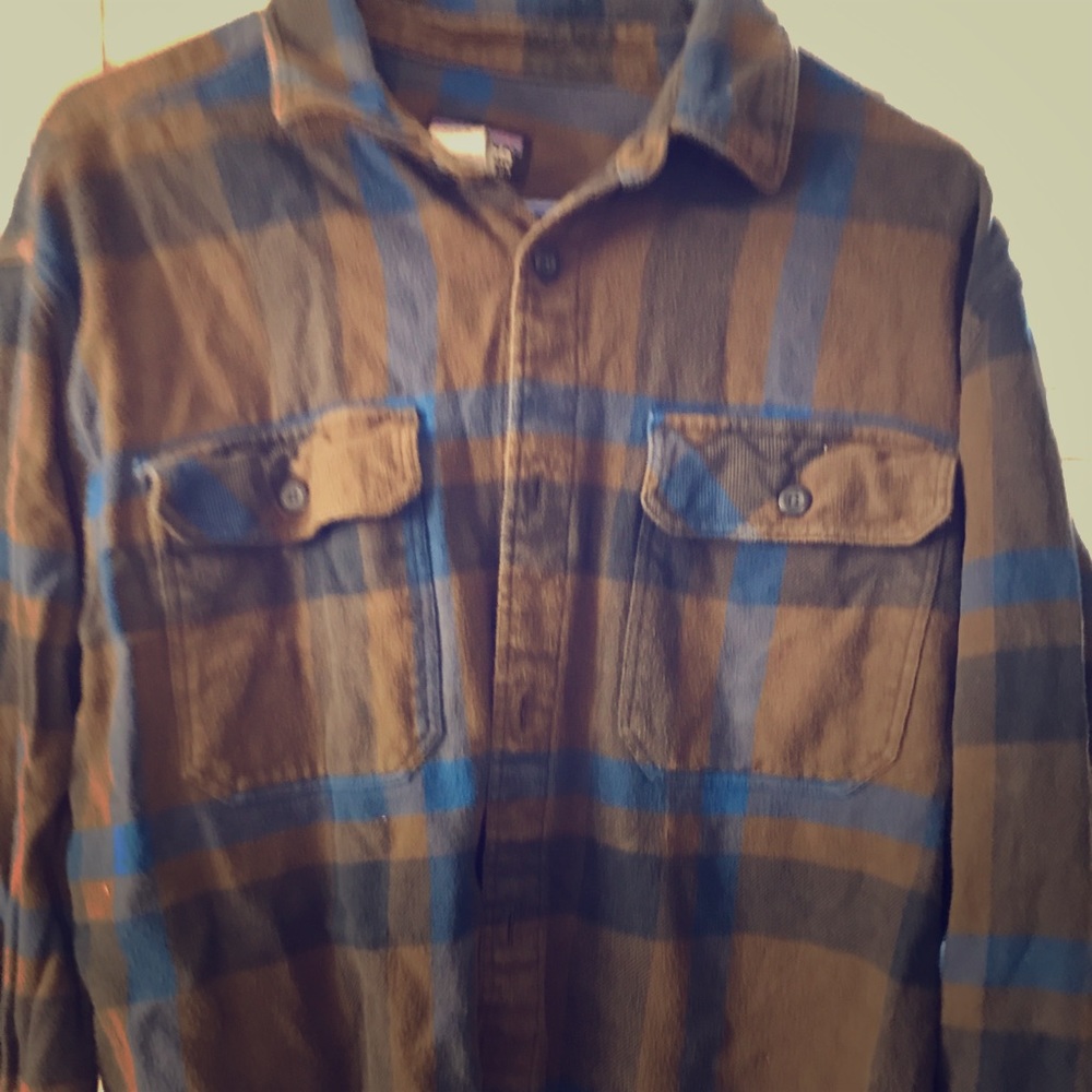 Patagonia men’s shirt flannel large